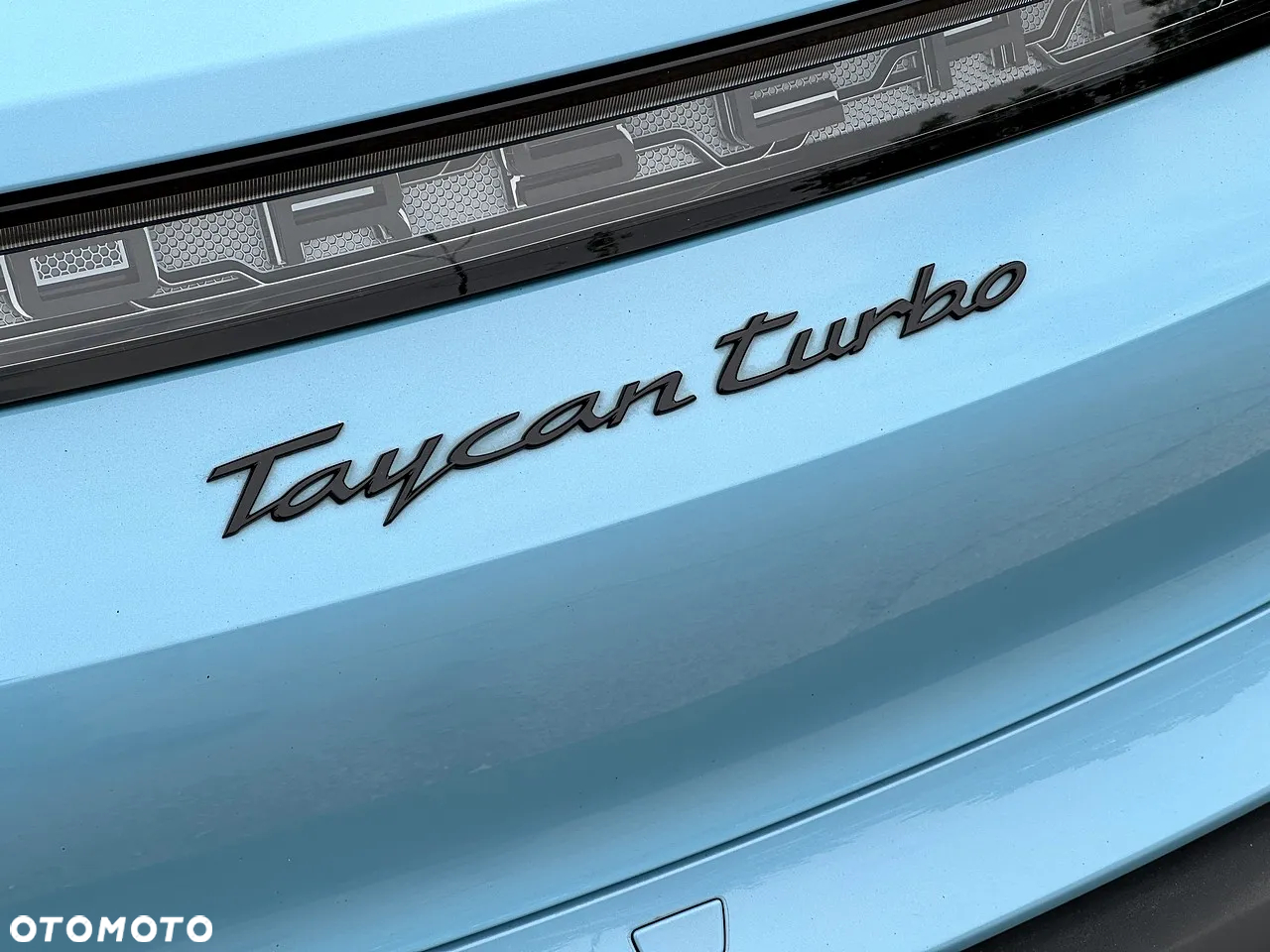 Porsche Taycan Turbo Cross Turismo - 31