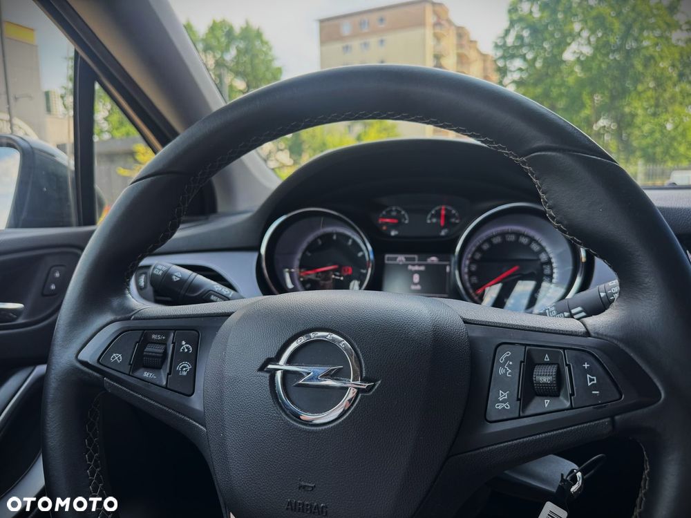 Opel Astra - 9