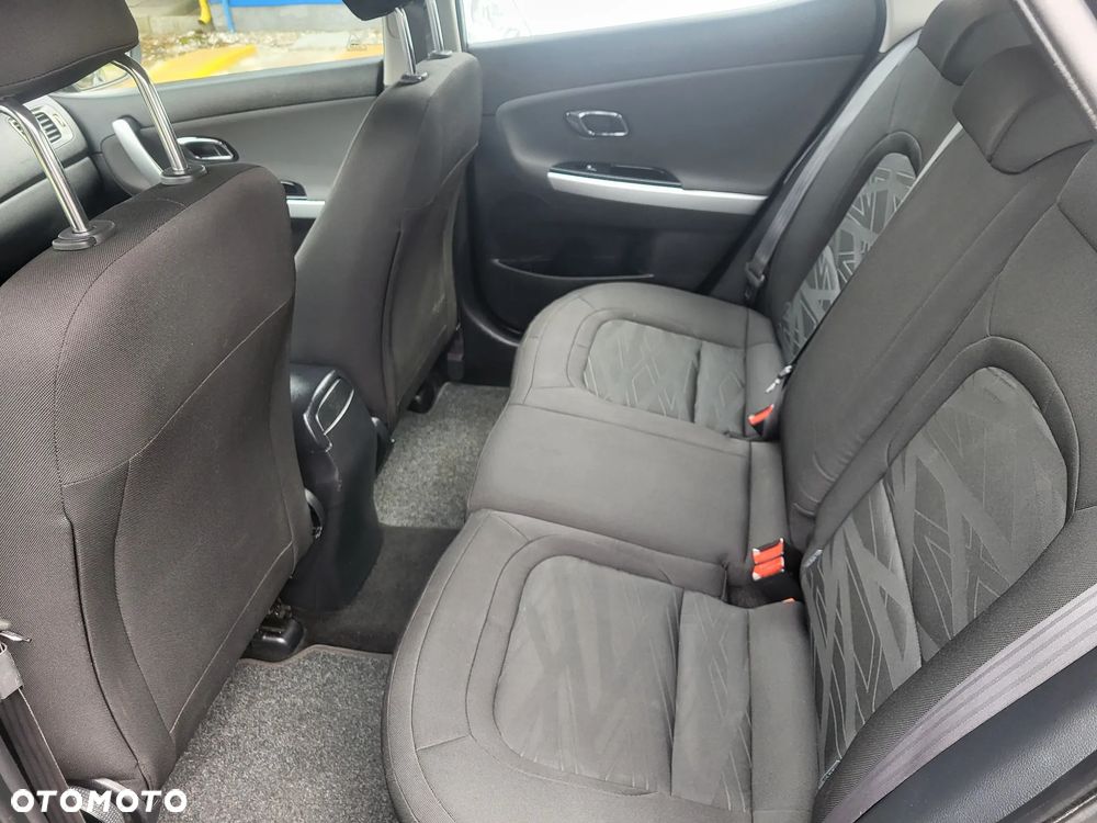 Kia Ceed 1.4 CVVT Dream-Team Edition - 19