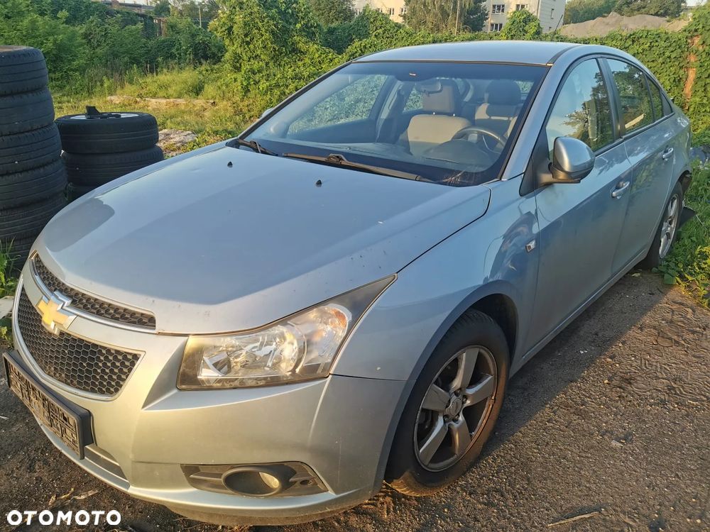 Chevrolet Cruze 1.6 LS - 2