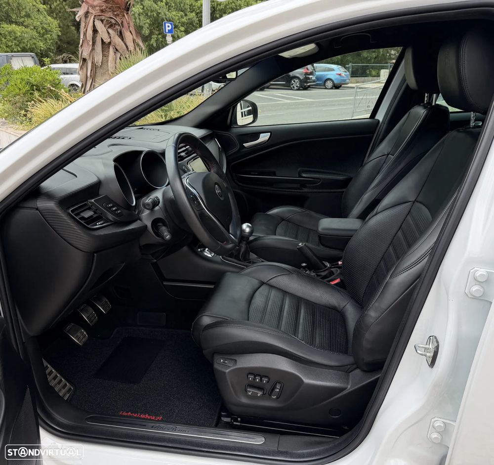 Alfa Romeo Giulietta 1.4 T M-air Sport - 11