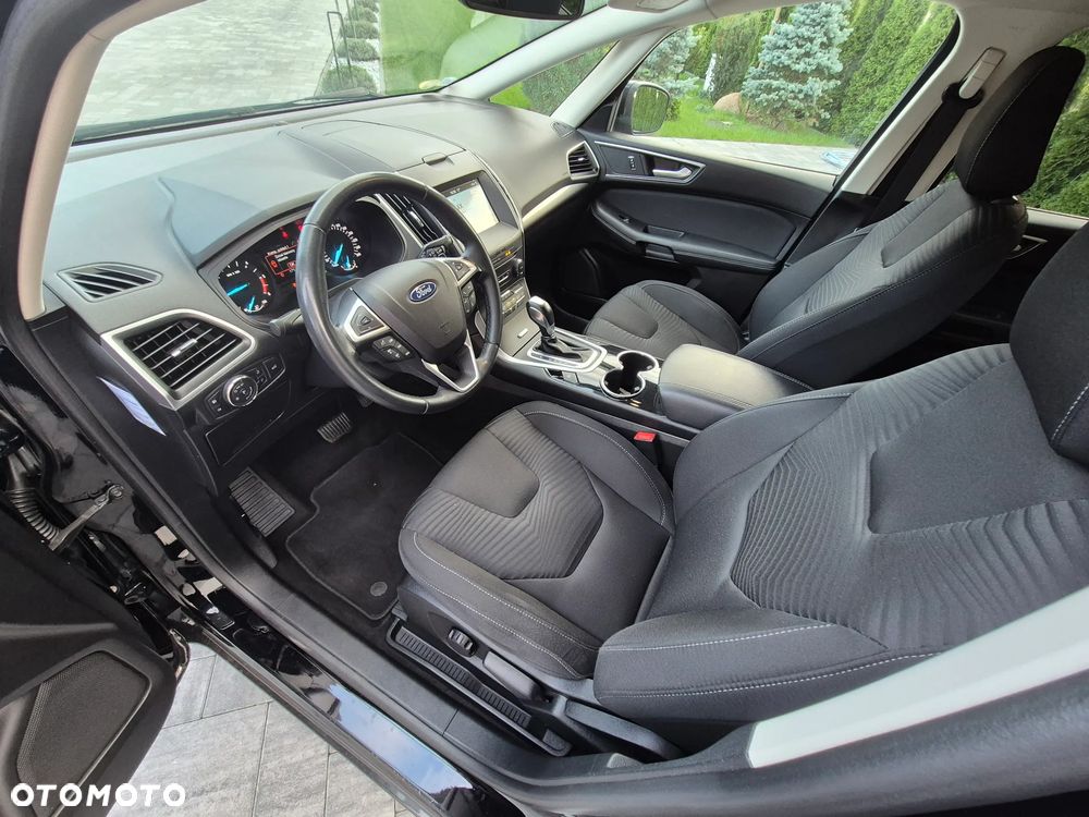 Ford S-Max 2.0 TDCi Titanium PowerShift - 6