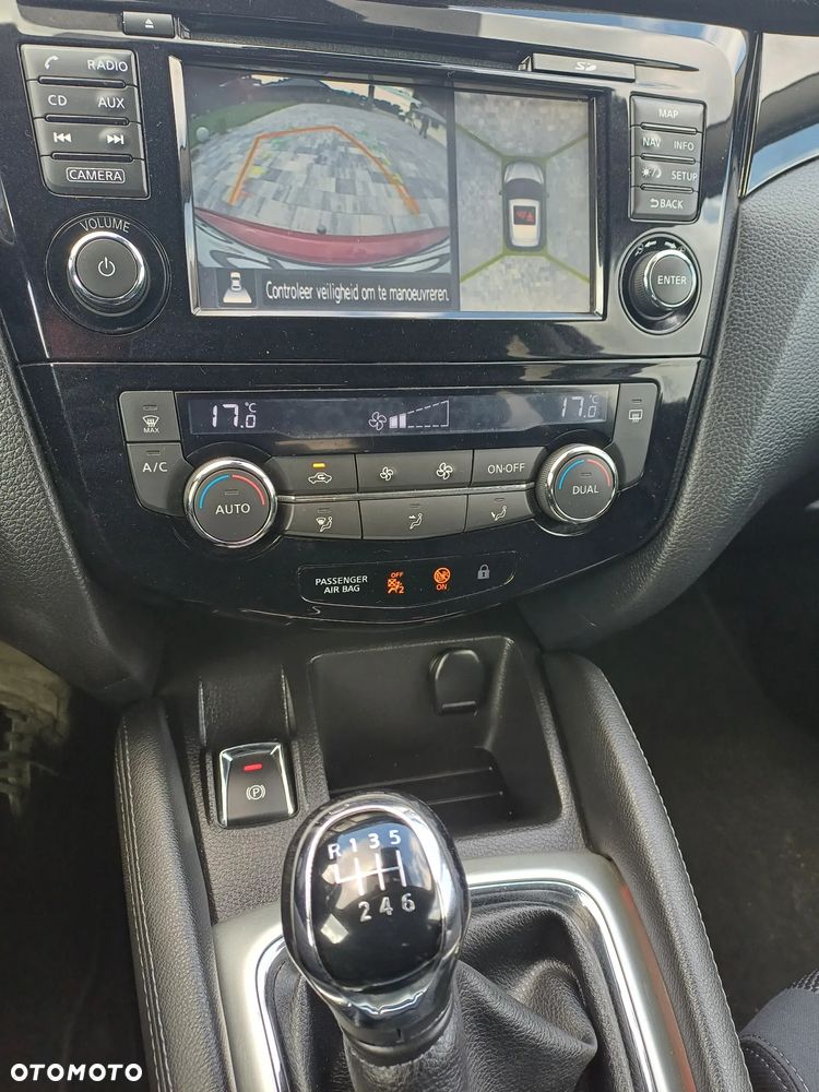 Nissan Qashqai - 10