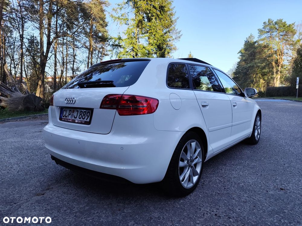 Audi A3 Sportback 2.0 TDI DPF S tronic Ambiente - 11
