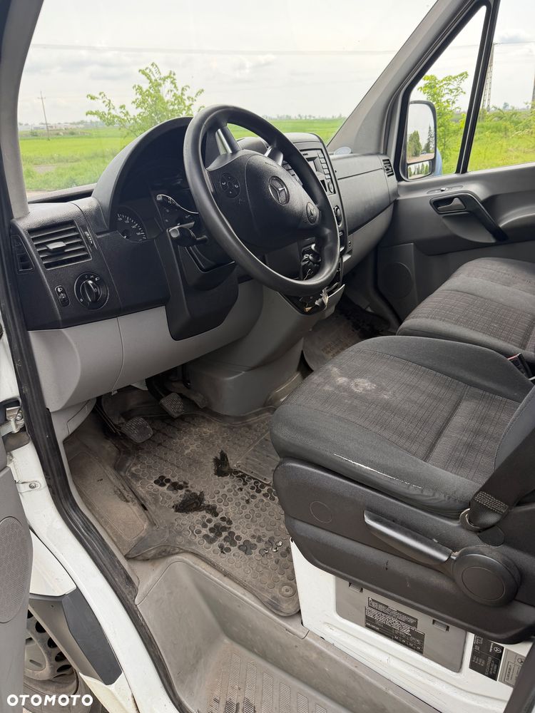 Mercedes-Benz SPRINTER - 13