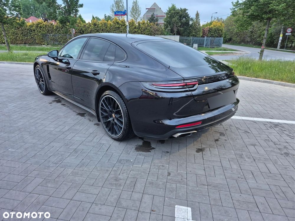 Porsche Panamera 4 - 18