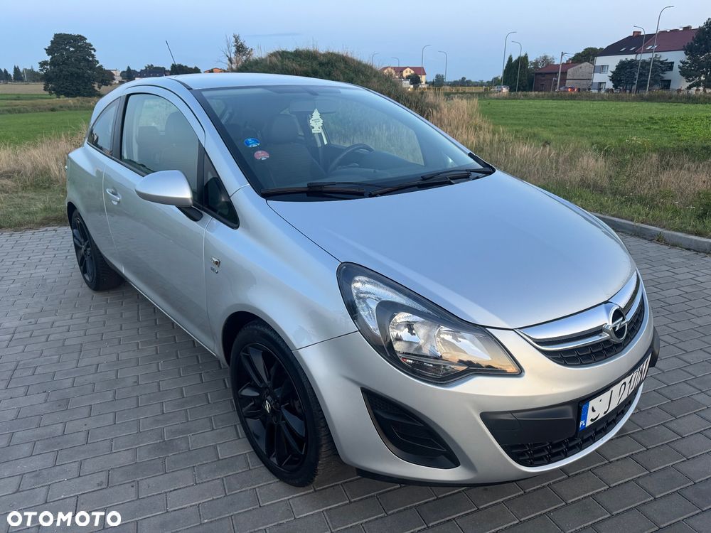 Opel Corsa 1.2 Cosmo - 25