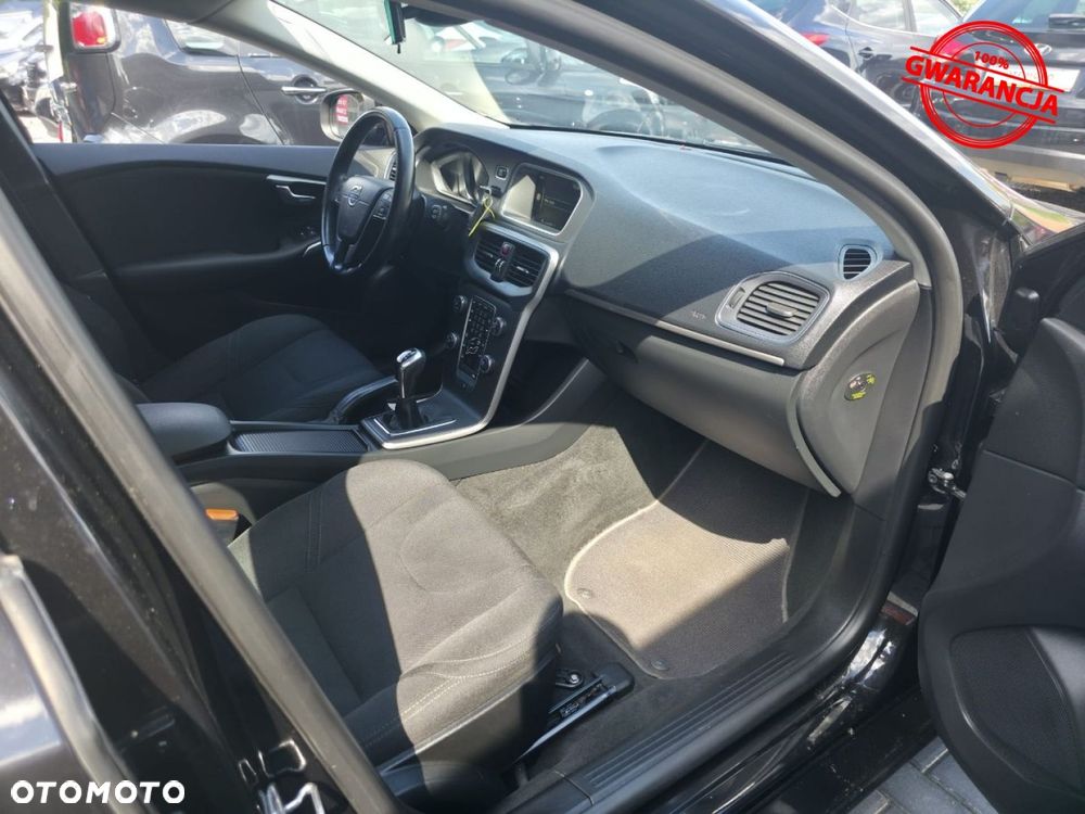 Volvo V40 D2 Drive-E R-Design Kinetic - 20