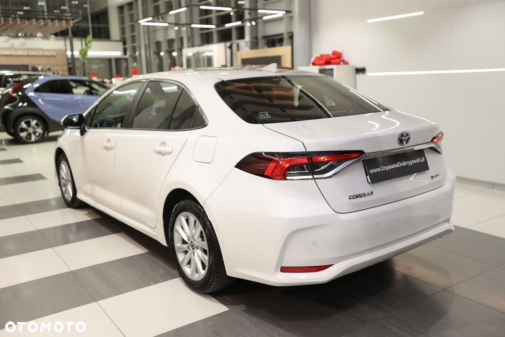 Toyota Corolla 1.8 Hybrid Comfort - 5