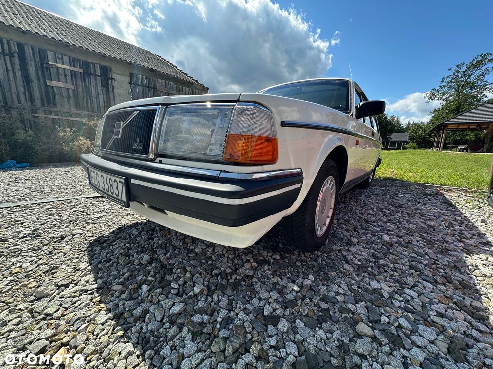Volvo Seria 200 - 1