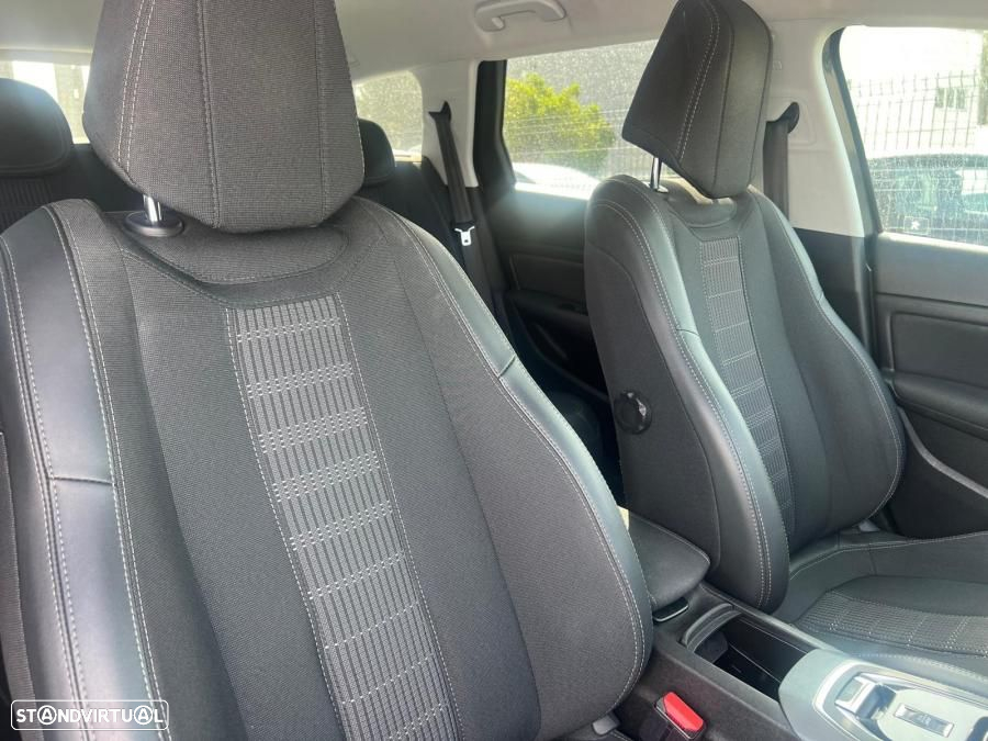 Peugeot 308 1.5 BlueHDi Allure EAT8 - 10