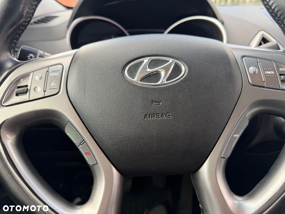 Hyundai ix35 1.7 CRDi 2WD Fifa World Cup Edition - 17