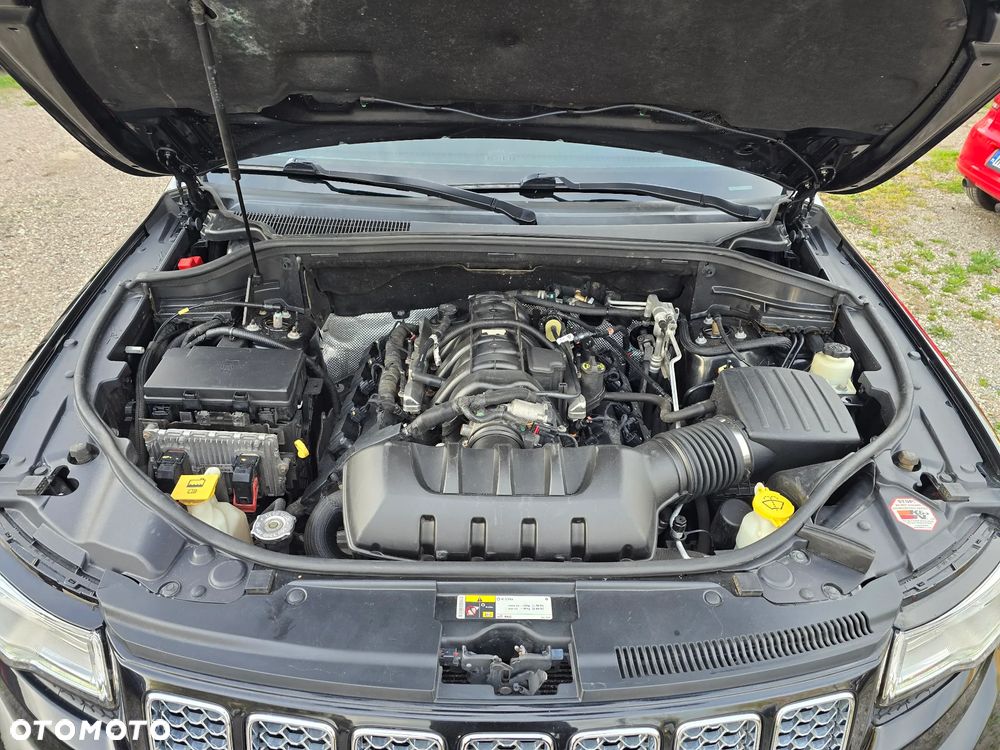 Jeep Grand Cherokee 5.7 V8 HEMI Summit - 23