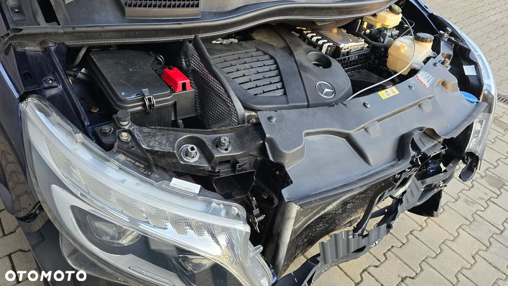 Mercedes-Benz Klasa V 300 d 4-Matic Avantgarde 9G-Tronic (d³ugi) - 21