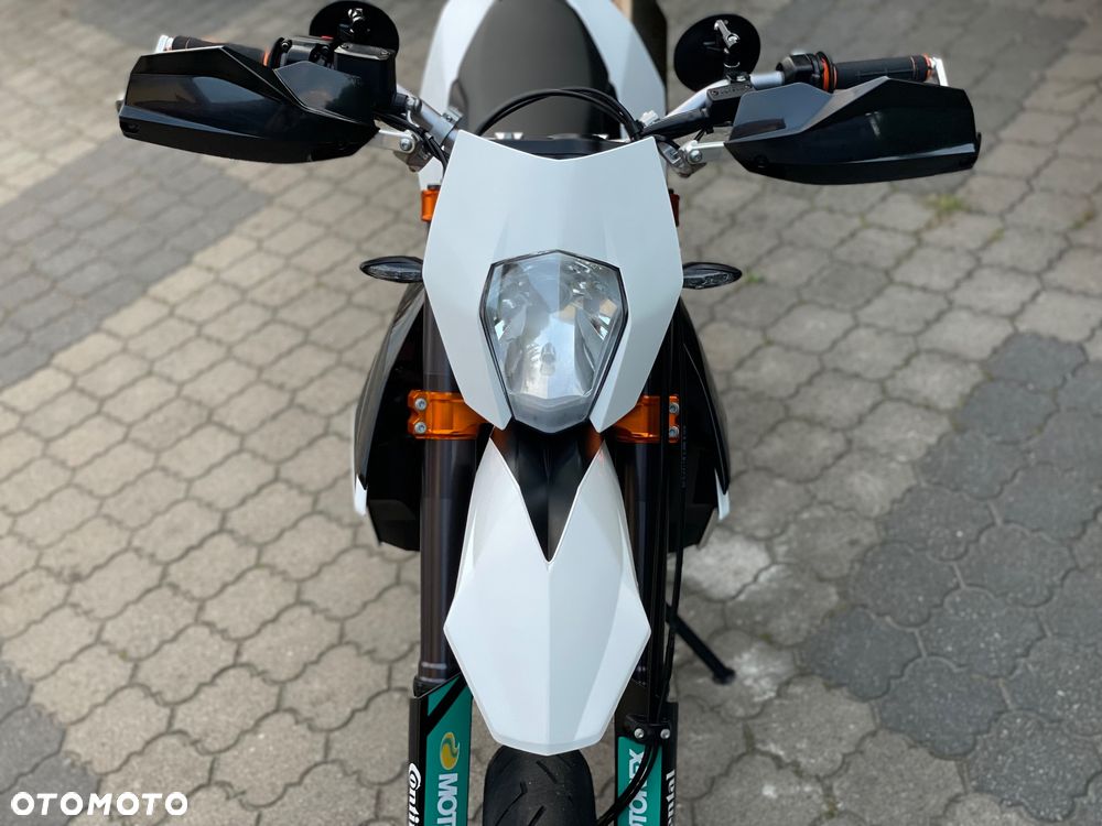 KTM SMC - 22