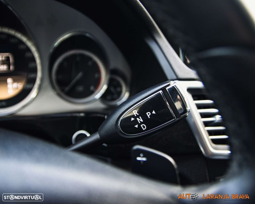 Mercedes-Benz E 250 CDi Avantgarde BlueEfficiency Auto. - 20