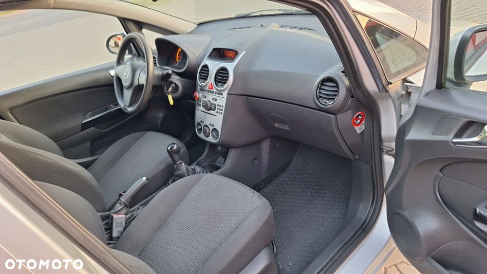 Opel Corsa - 7