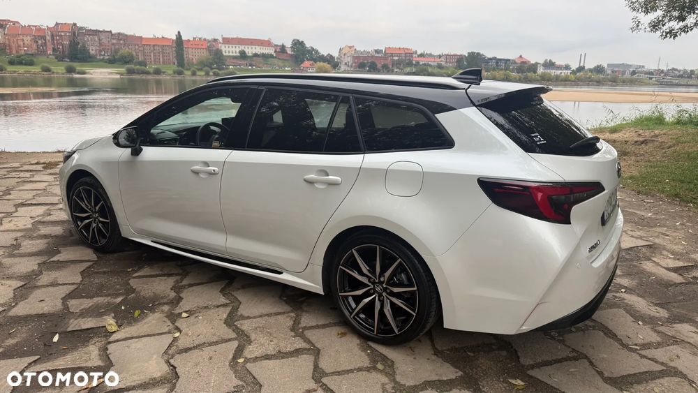Toyota Corolla 2.0 Hybrid GR Sport - 5