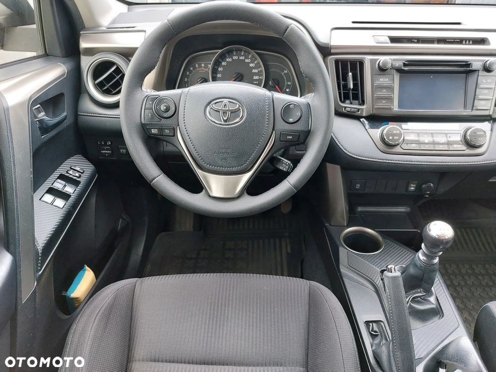 Toyota RAV4 - 27