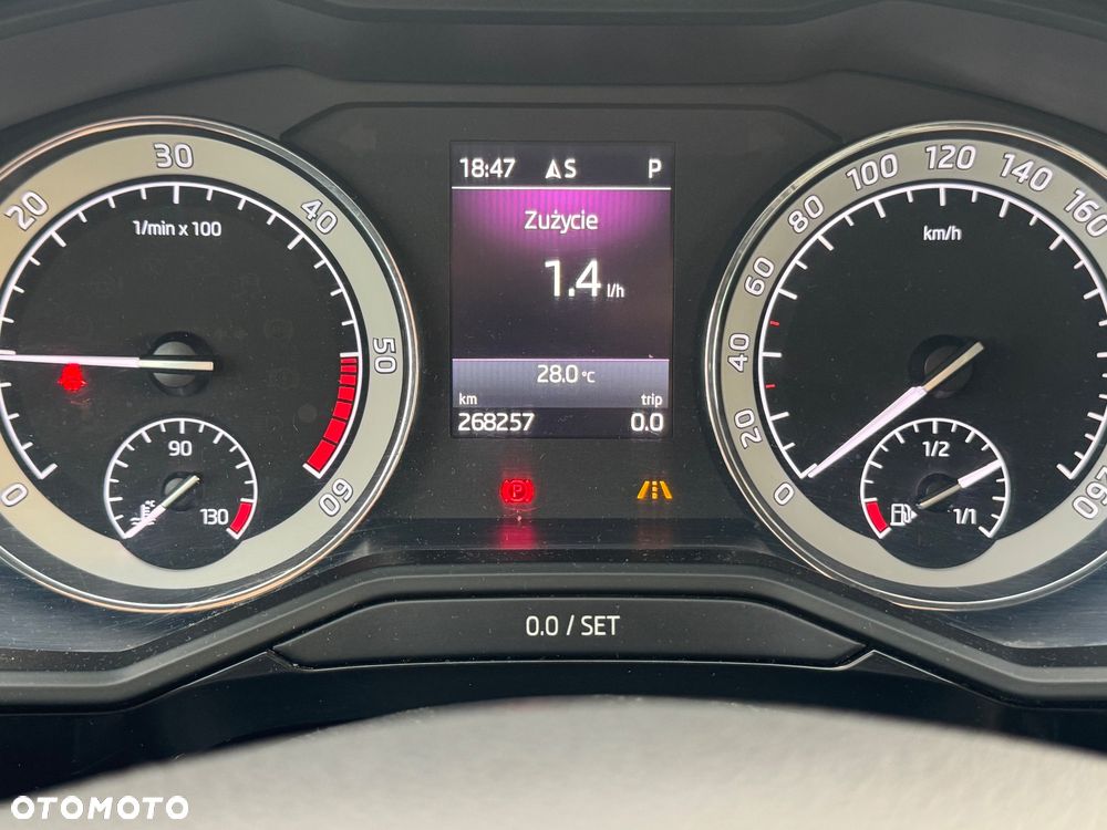 Skoda Superb 2.0 TDI 4x4 L&K DSG - 17