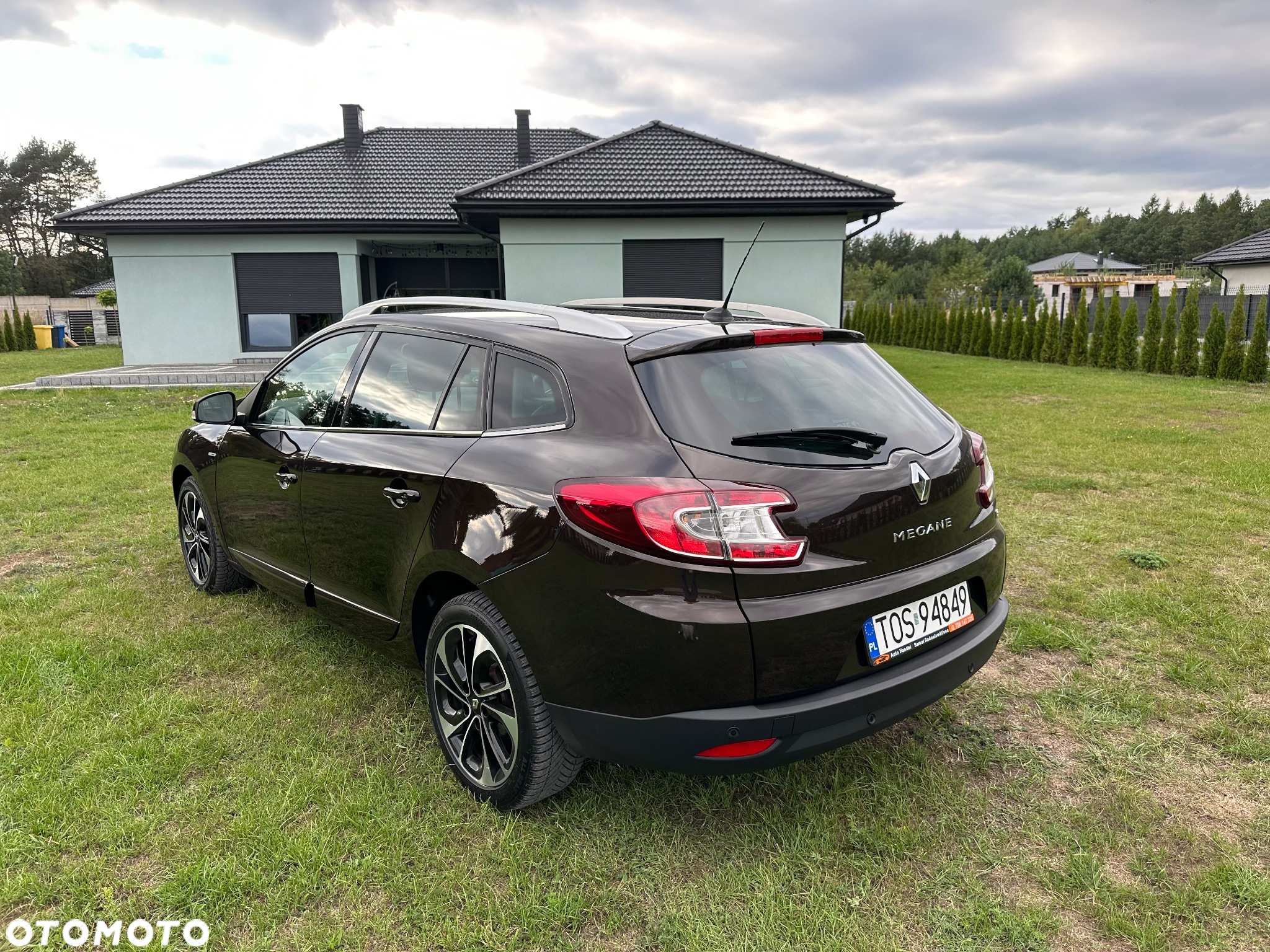 Renault Megane ENERGY TCe 130 BOSE EDITION - 8