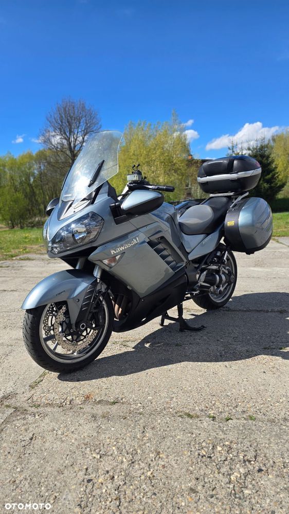 Kawasaki GTR - 1