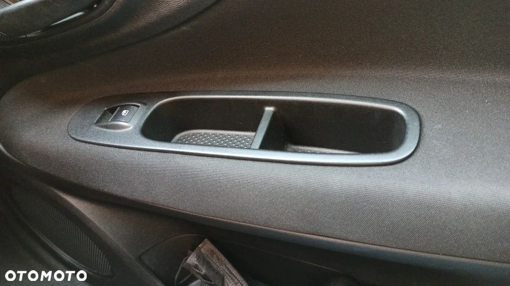 Fiat Punto 2012 - 11