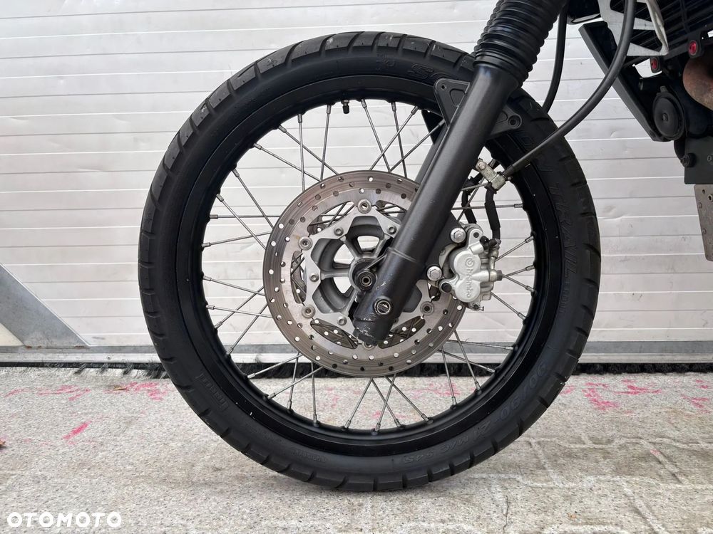 Yamaha XT - 20