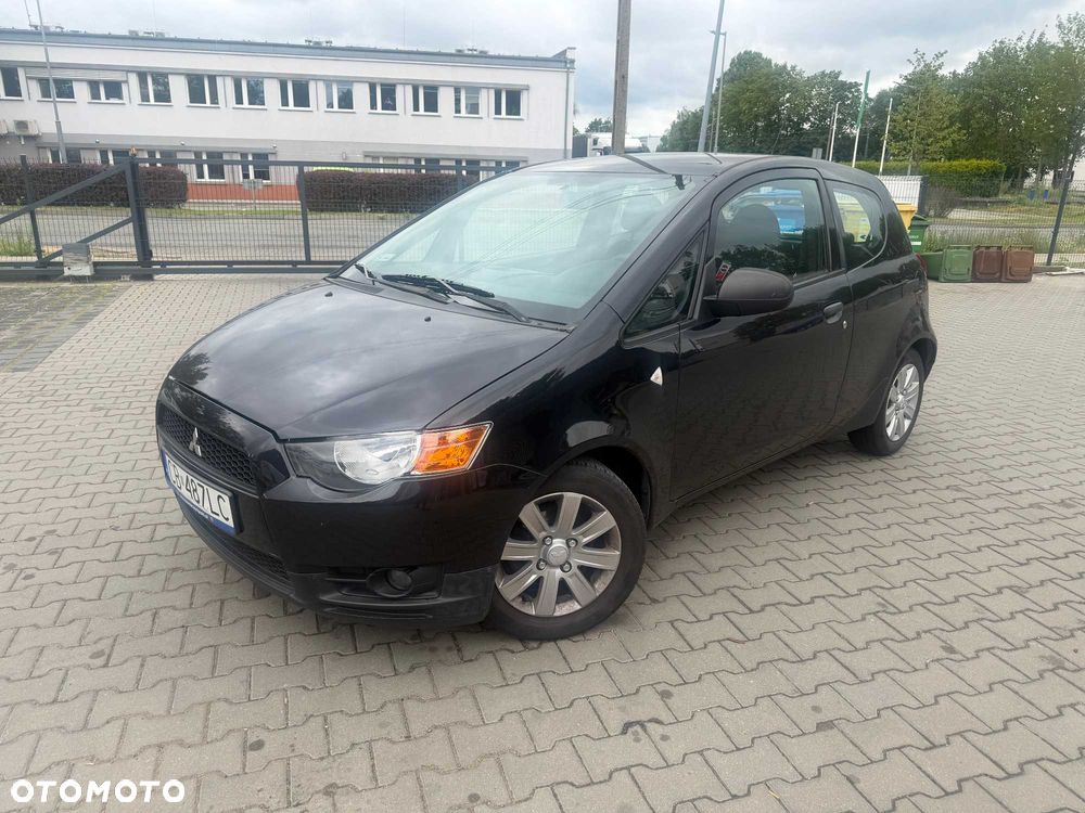 Mitsubishi Colt - 2