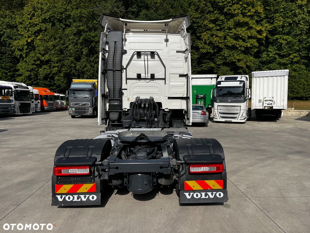 Volvo FH500 // 2016 // Mega // 2 zbiorniki // Z ruchu międzynarodowego // - 11