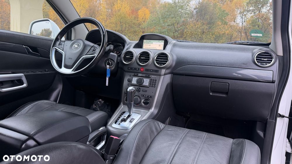 Opel Antara - 17