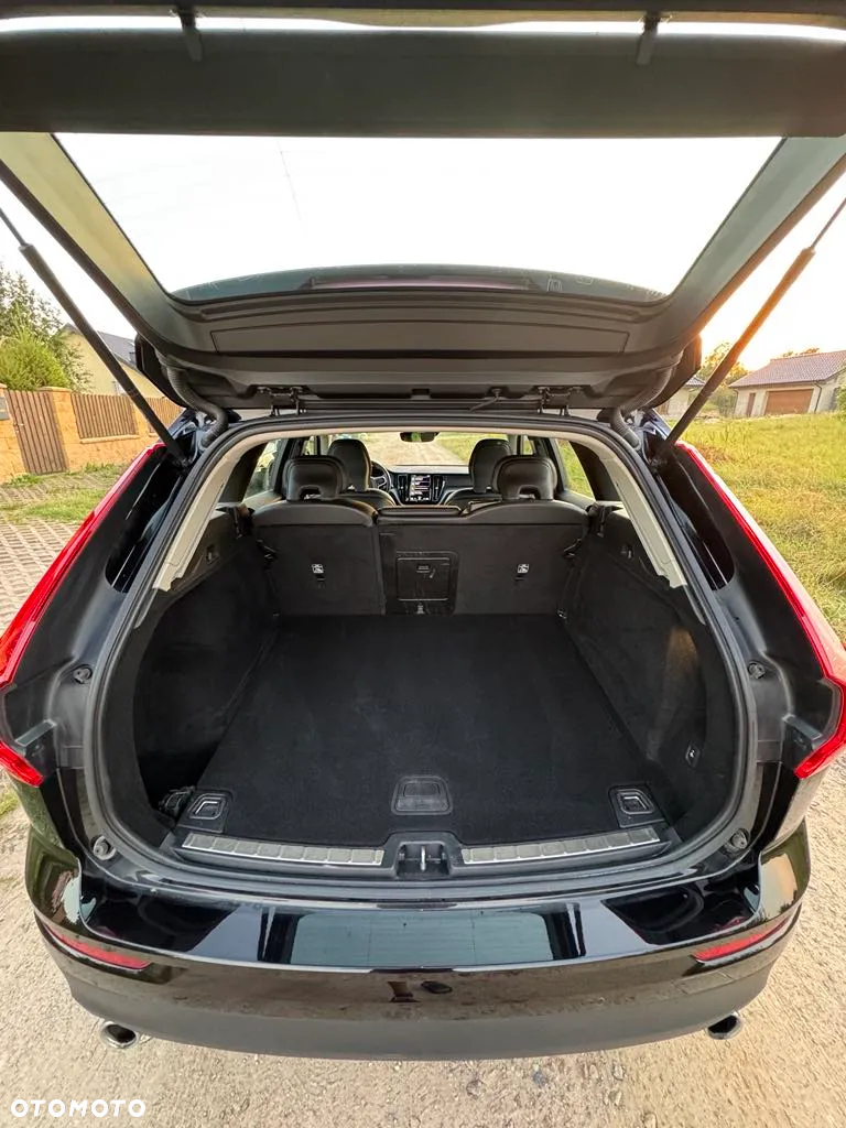 Volvo XC 60 D4 AWD Momentum - 16
