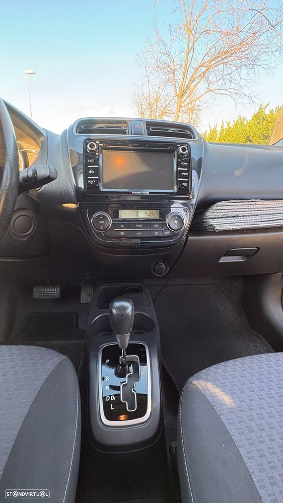 Mitsubishi Space Star 1.2 Intense CVT - 18