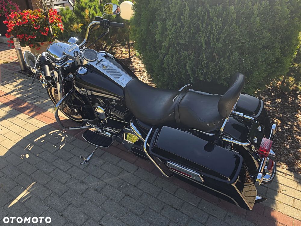 Harley-Davidson Touring Road King - 16