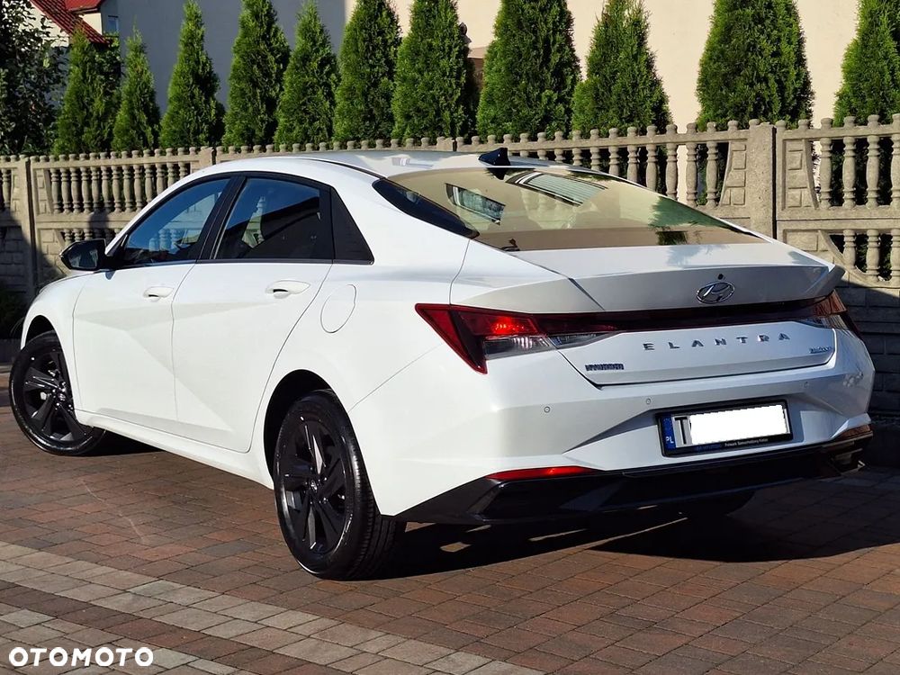 Hyundai Elantra 1.6 Smart - 6