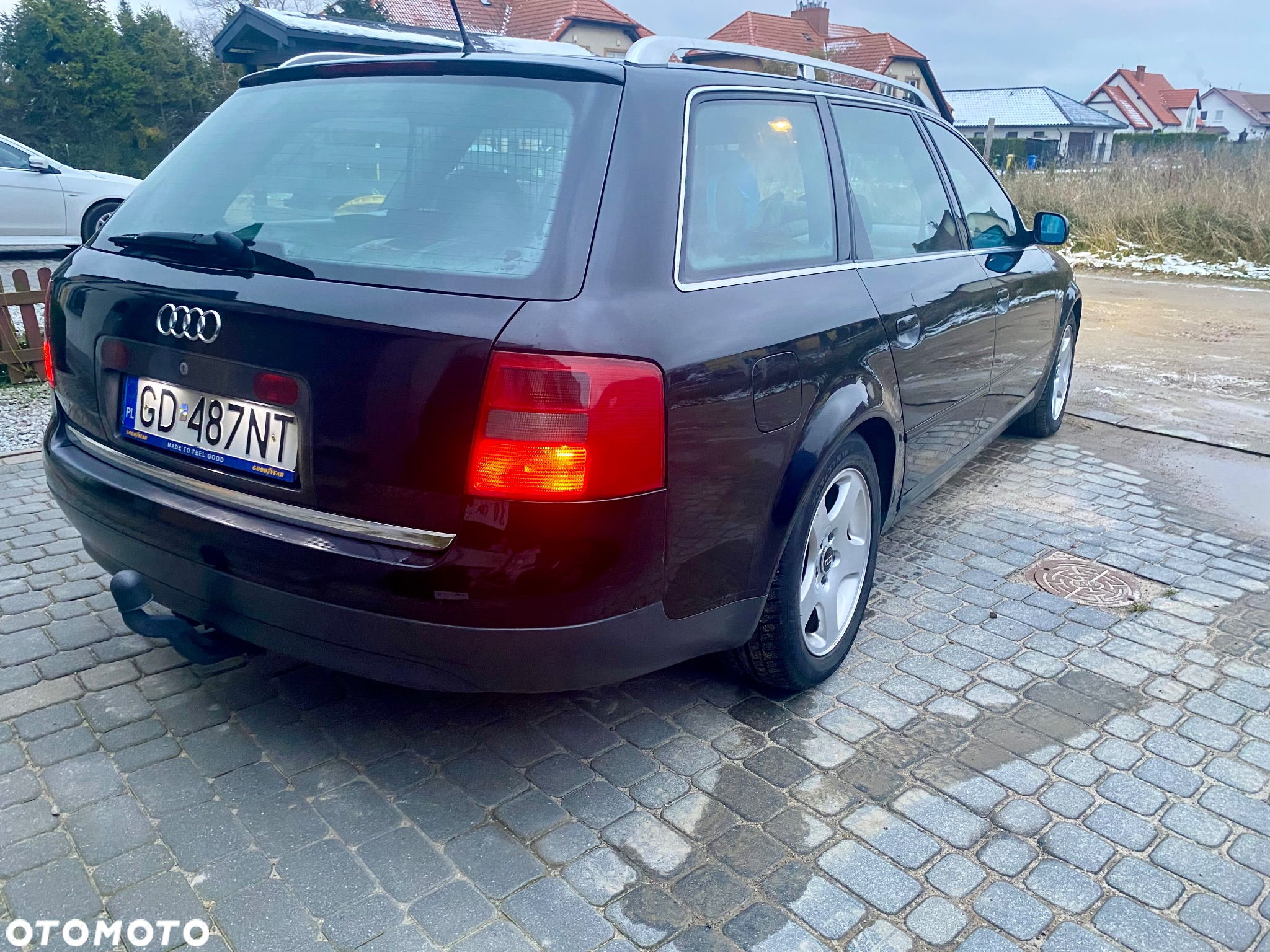 Audi A6 Avant 2.4 - 5