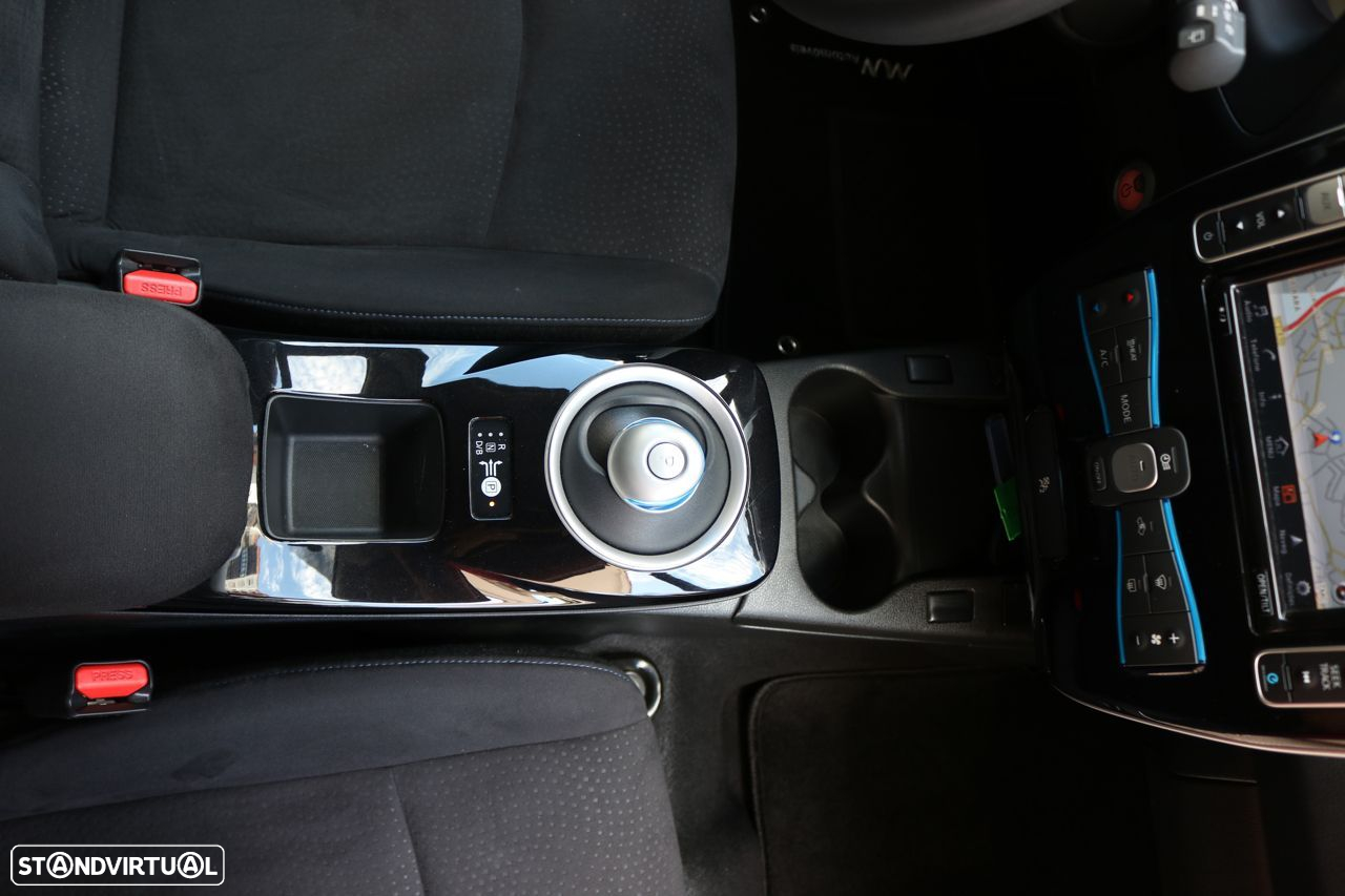 Nissan Leaf Tekna 30 kWh - 25