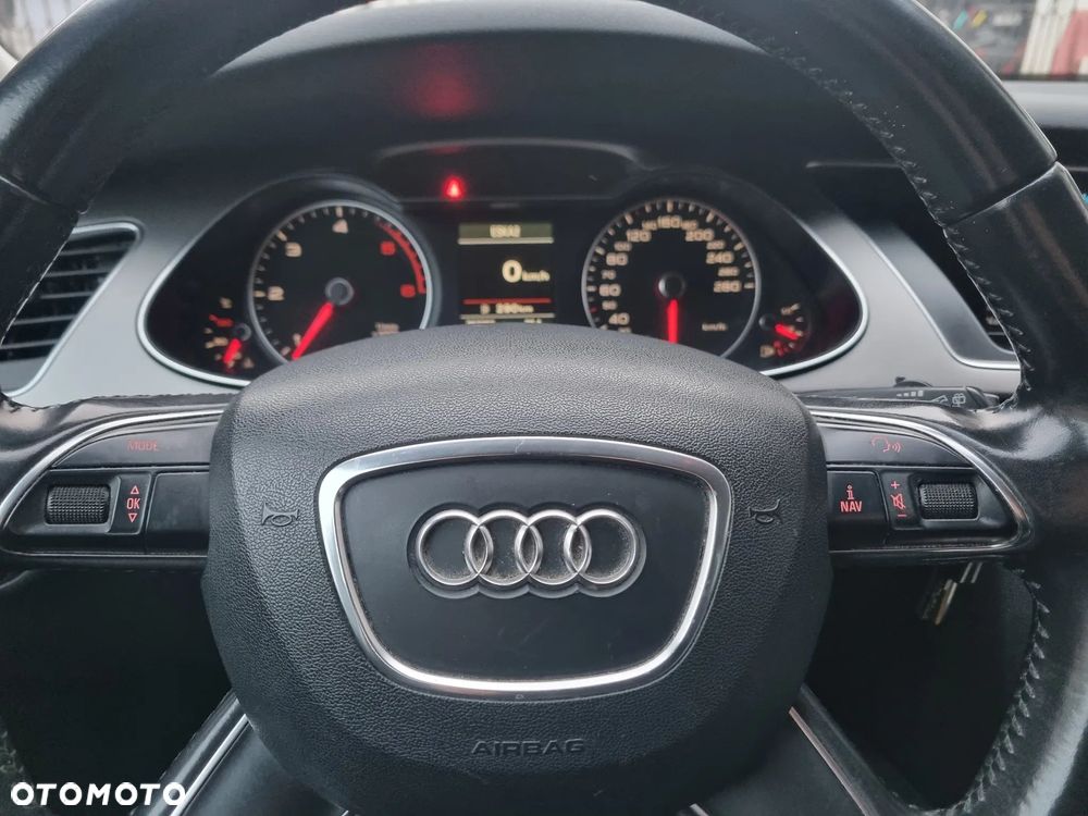 Audi A4 Avant 2.0 TDI - 11