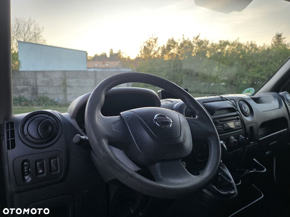 Nissan NV400 - 16