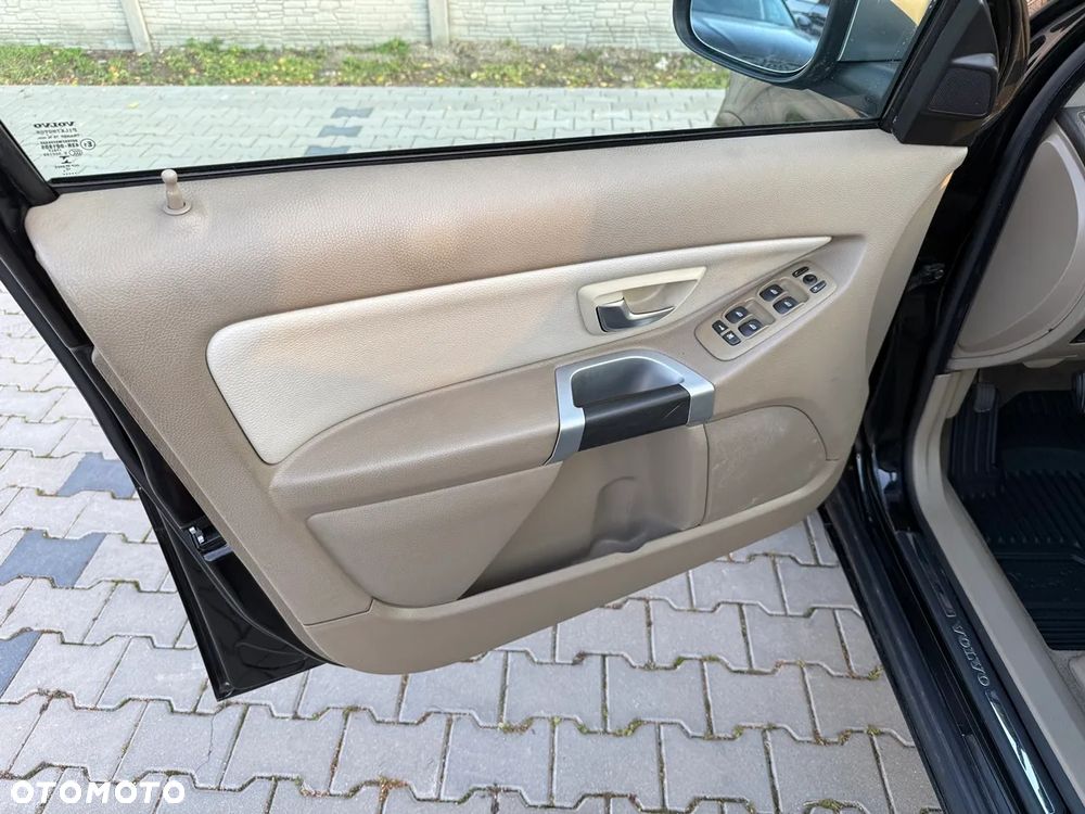 Volvo XC 90 3.2 AWD Executive - 23