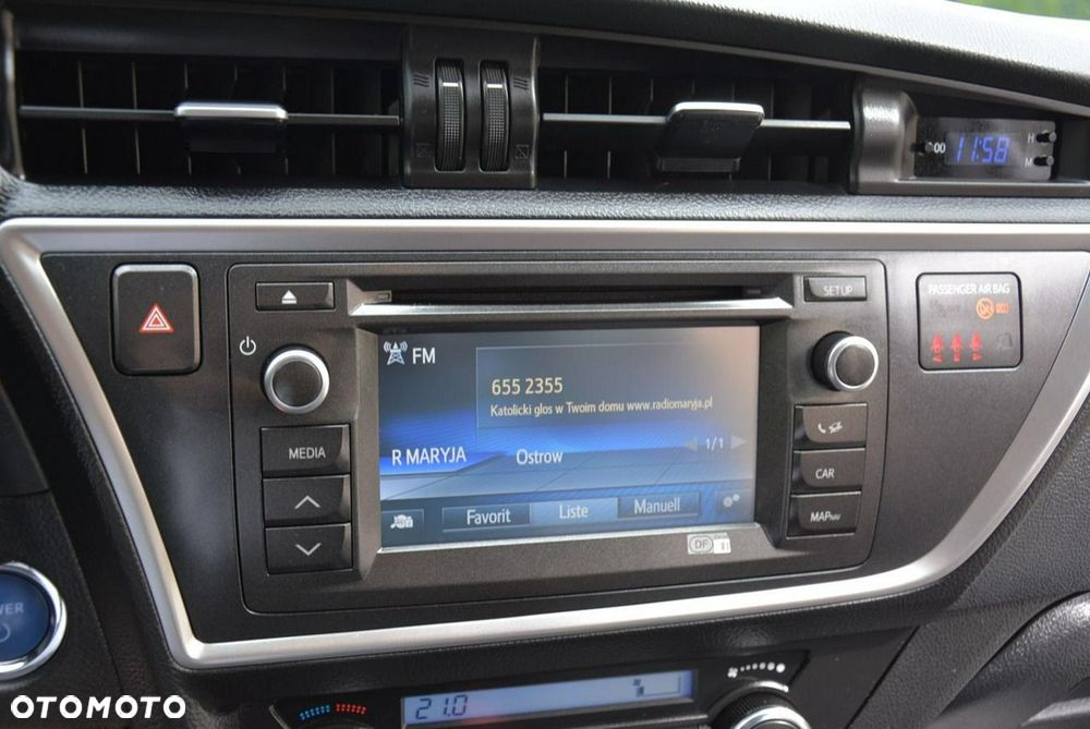 Toyota Auris Hybrid 135 Premium - 28
