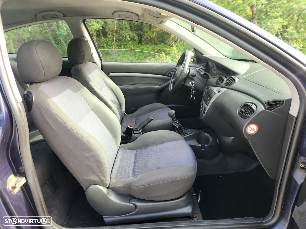 Ford Focus 1.8 TDdi X-Trend - 10