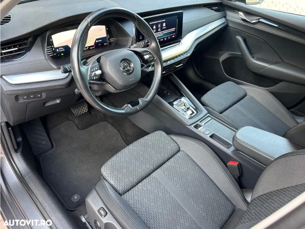 Skoda Octavia Combi 2.0 TDI DSG Clever - 3