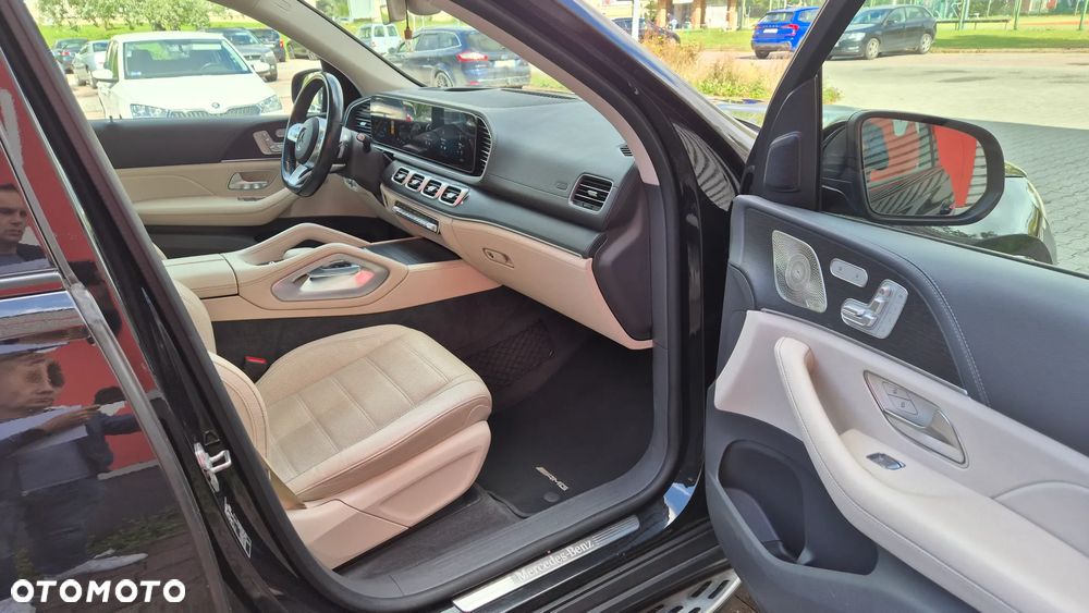 Mercedes-Benz GLS - 13