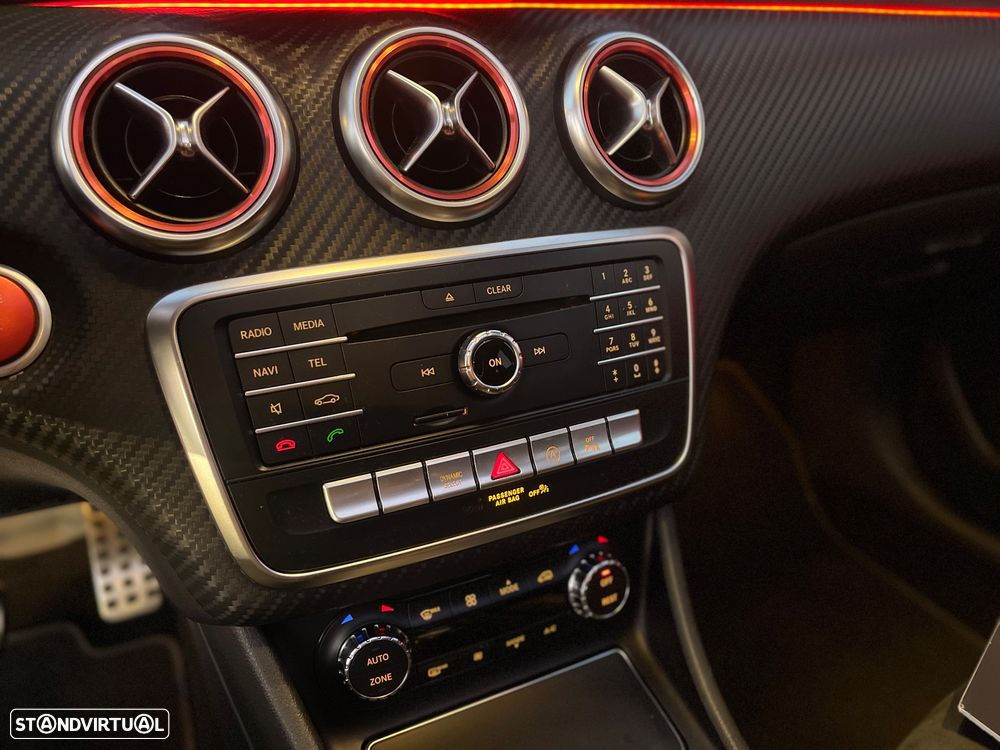 Mercedes-Benz A 220 d 7G-DCT AMG Line - 25