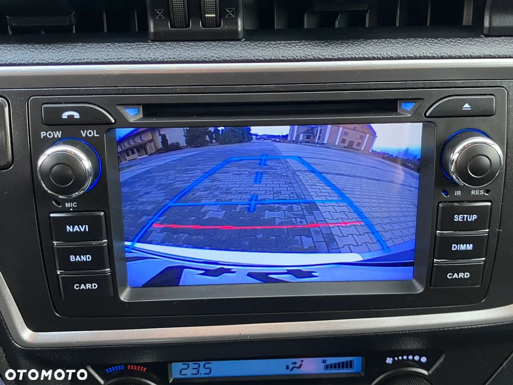 Toyota Auris 2.0 D-4D Executive - 27