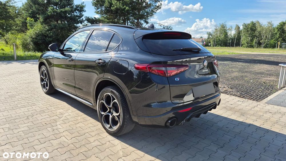 Alfa Romeo Stelvio 2.0 Turbo 16V AT8-Q4 Veloce - 15
