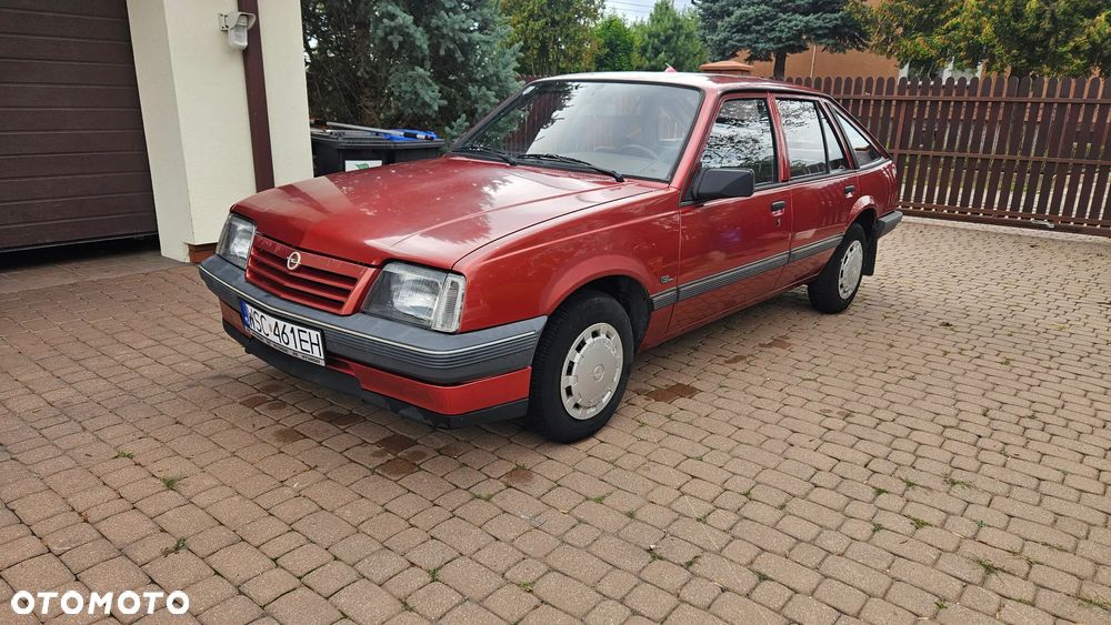 Opel Ascona - 2