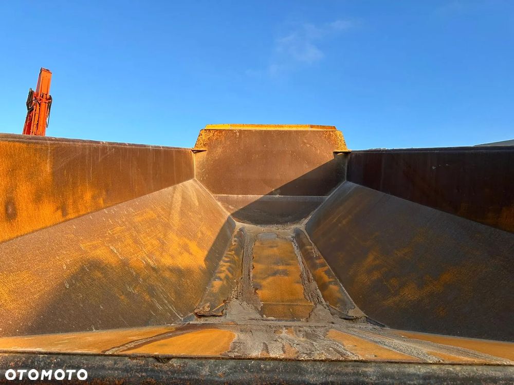 Volvo A30F WOZIDŁO BUDOWLANE PRZEGUBOWE SUPER STAN OPONY SPROWADZONY - 16