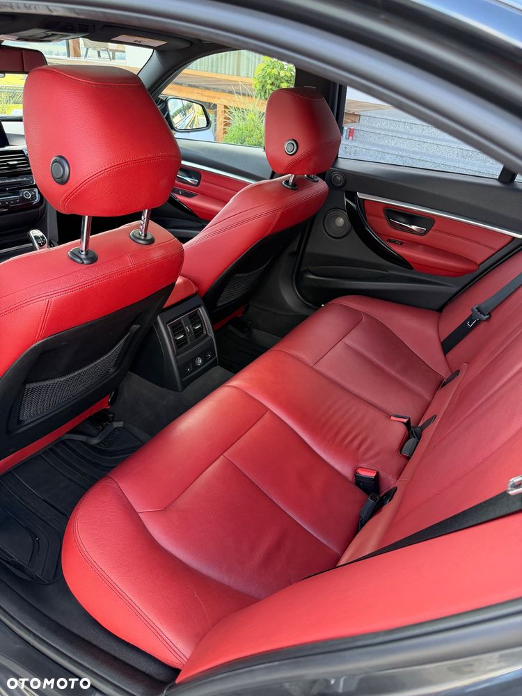 BMW Seria 3 340i xDrive Sport Line - 9
